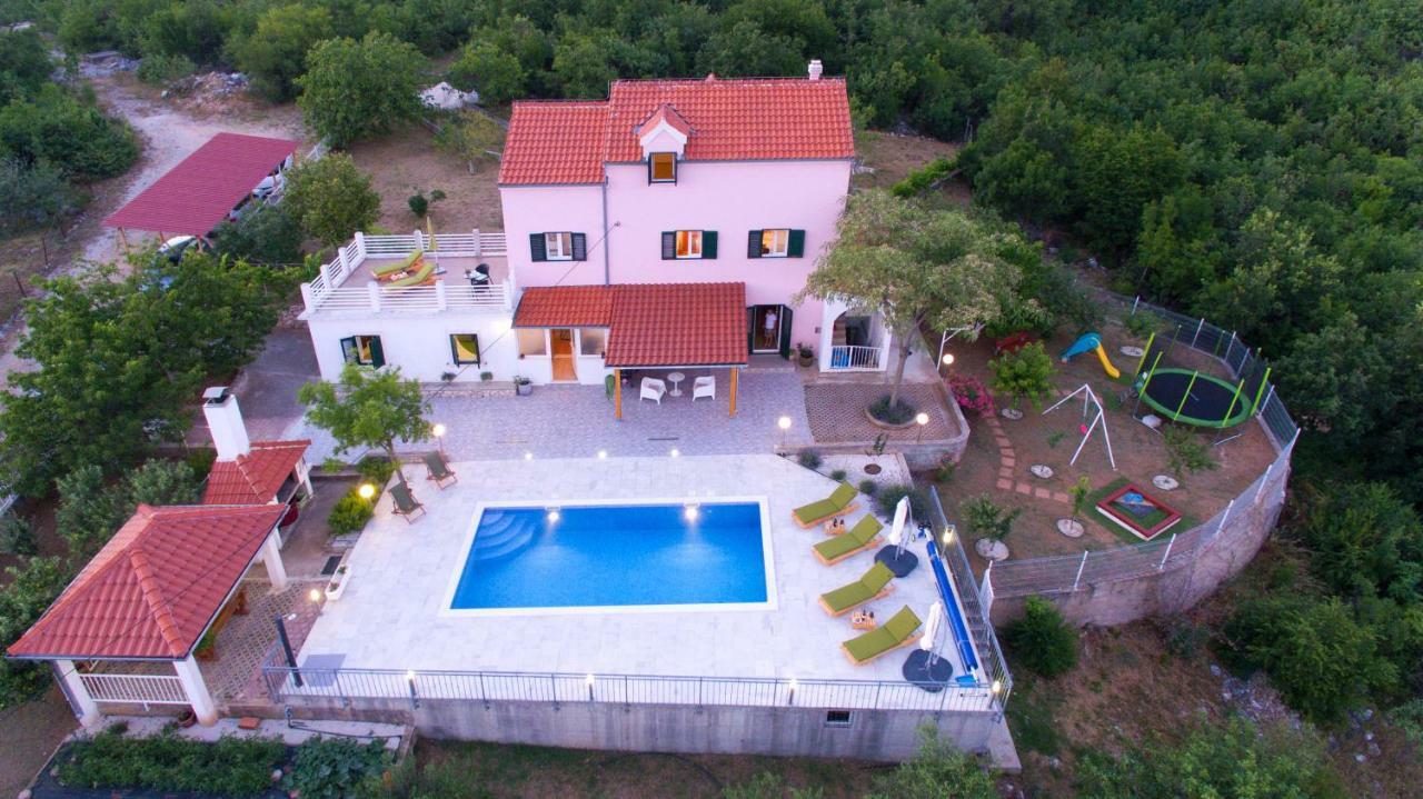 Holiday Home Koprivno Экстерьер фото